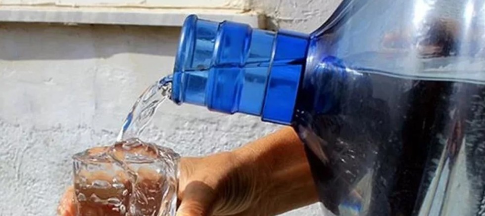 AMBALAJLI SUYA ZAM YAĞMURU