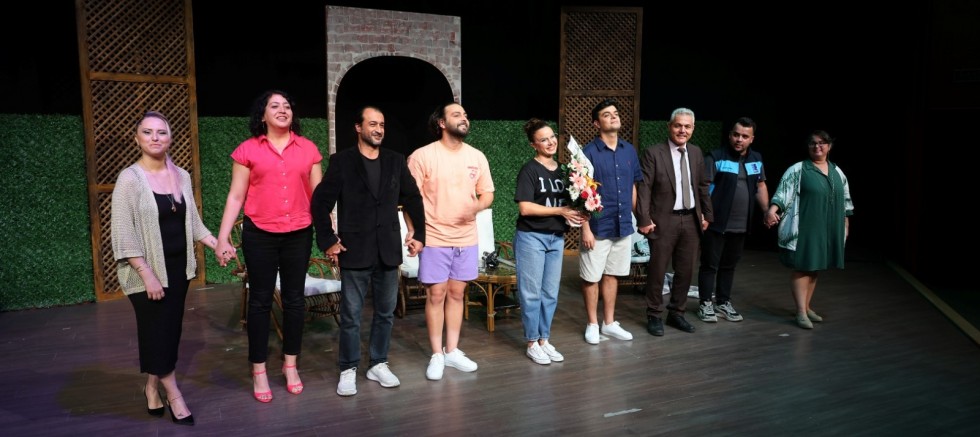 Bodrum Belediyesi Şehir Tiyatrosu’ndan Dünya Prömiyeri