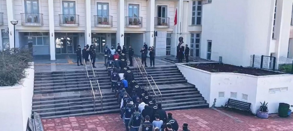 BODRUM’DA GÖÇMEN KAÇAKÇILIĞI OPERASYONU: 12 TUTUKLAMA