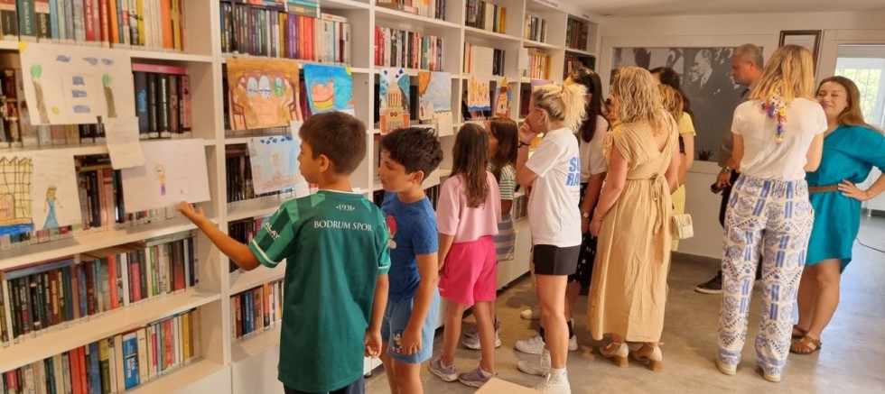 Hikayeler ve Resimlerle Bodrum Tarihi” Sergisi Ve Yıl Sonu Şenliği Gerçekleşti