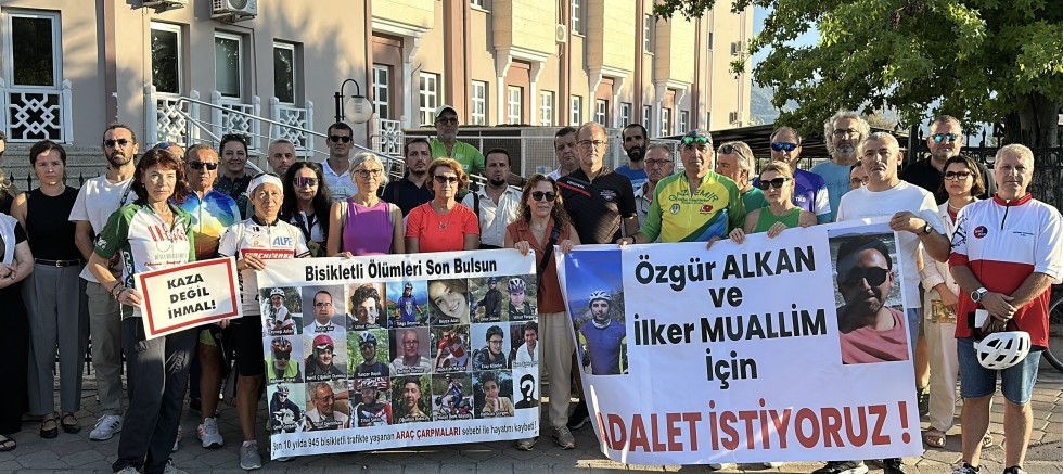 İKİ BİSİKLETLİNİN ÖLDÜĞÜ KAZADA KARAR PAZARTESİ