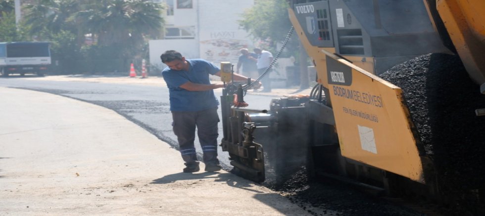 Belediye Asfalt Çalışmalarına Devam Ediyor