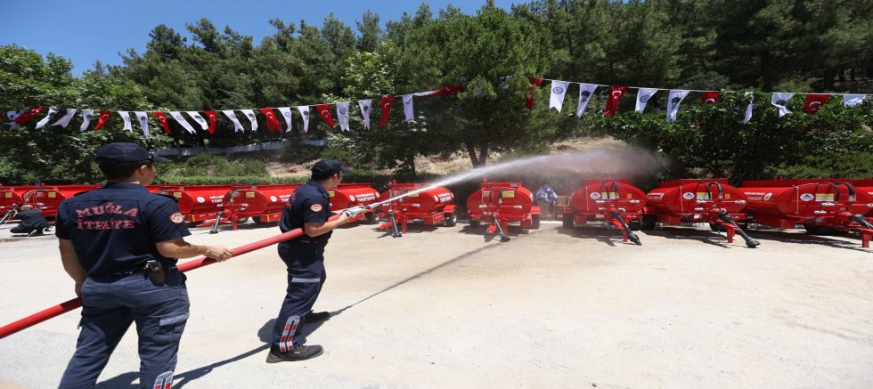 Büyükşehir’den Yangınlara Karşı Güçlü Adım: Kırsala Yangın Tanker Desteği