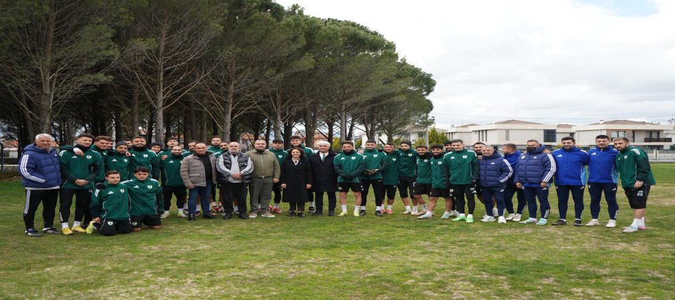 Gonca Köksal Aras’tan Muğlaspor Takımına Antrenman Ziyareti