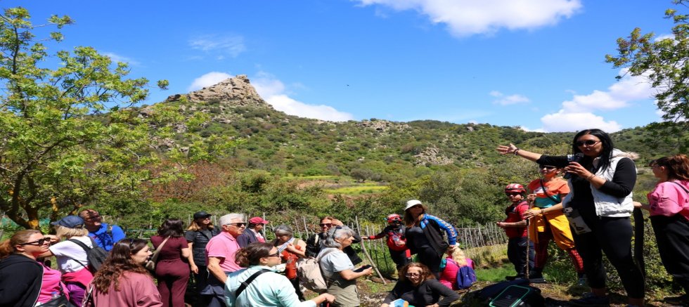 Kültür ve Doğa Yürüyüşleri Devam Ediyor 