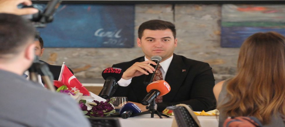 Mandalinci Basın Mensupları ile Bir Araya Geldi 