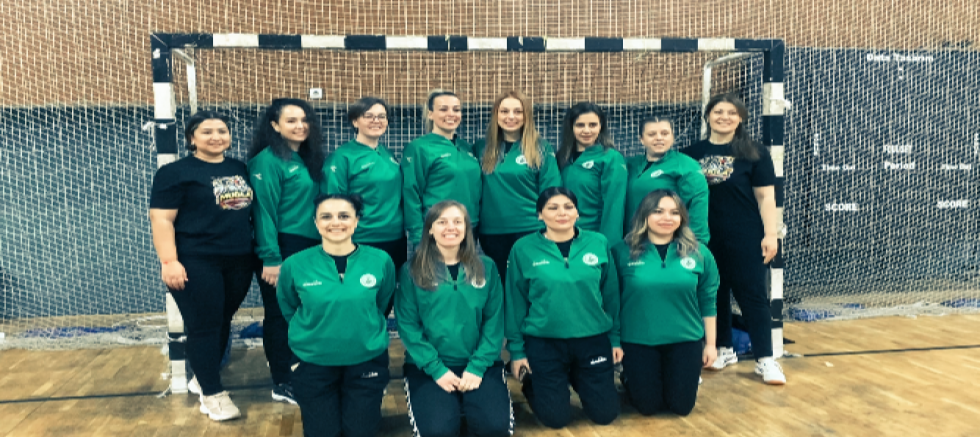 MUĞLA’DA VETERAN HENTBOL TURNUVASI YOĞUN İLGİ GÖRDÜ