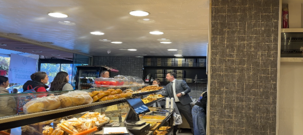 Vefat Eden Esnaflar İçin 5 Bin Ücretsiz Pide ve Ekmek Dağıtıldı