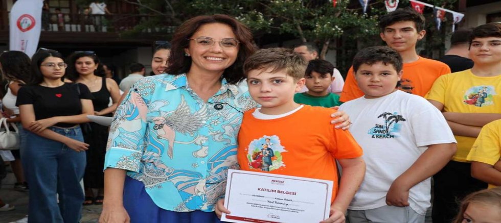 Yaz Kursları Coşkulu Finalle Sona Erdi