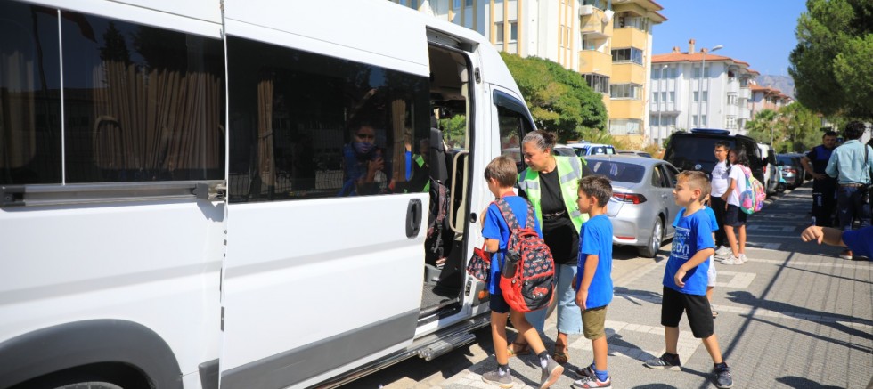 Öğrenciler İçin Güvenli ve Konforlu Ulaşım