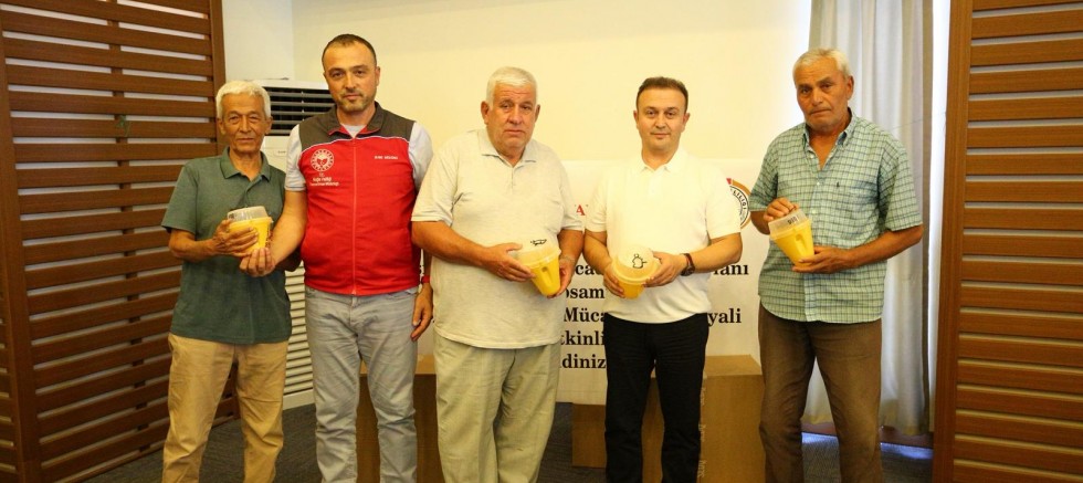 Ortaca’da Akdeniz Meyve Sineği ile Mücadele Kapsamında Tuzak Dağıtım Etkinliği Gerçekleştirildi