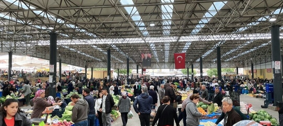 Pazarlarda Nakit Dönemi Sona Eriyor: POS Cihazı Zorunlu Olacak