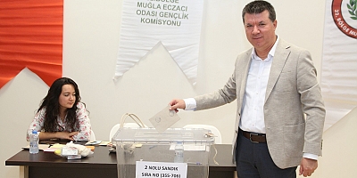 32. BÖLGE MUĞLA ECZACI ODASI 19. DÖNEM SEÇİMLİ OLAĞAN KONGRESİ TAMAMLANDI