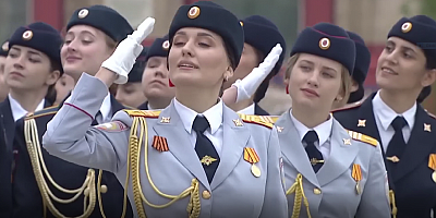 Kadınlara Zorunlu Askerlik Talebi TBMM Gündeminde!