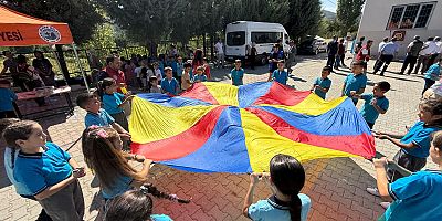 KAVAKLIDEREDE İLKÖĞRETİM HAFTASİ COSKUYLA GERÇEKLEŞTİ