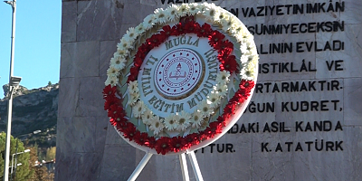 Muğla’da 24 Kasım Öğretmenler Günü Çelenk Töreniyle Başladı