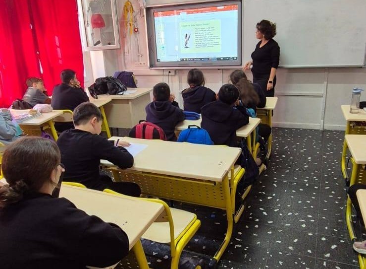 Ortaokul Öğrencilerine Gıda Okuryazarlığı Eğitimleri Verildi