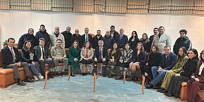 REKTÖR KAÇAR BASINLA BULUŞTU