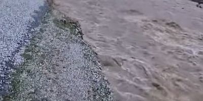 Sağanak Vurdu: Namnam Çayı Taştı, Yol ve Köprü Zarar Gördü