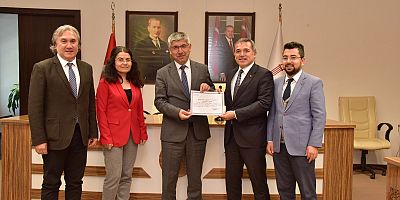 Spor Bilimleri Fakültesi’ne “Beslenme Dostu ve Fiziksel Aktiviteyi Destekleyen İşyeri” Unvanı