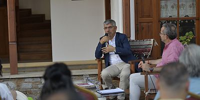 Tarih, Bilim Kafe’de Konuşuldu: “Tarihçi Ne Söyler? Ne Saklar?”
