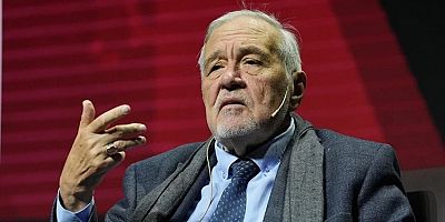 Tarihçi İlber Ortaylı Hayatını Kaybetti