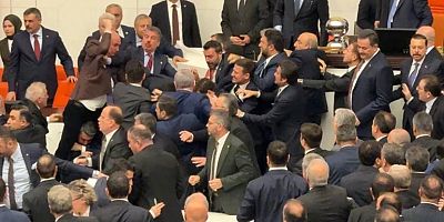 TBMM’de Yemin Öncesi Gerginlik: Vekiller Arasında Kavga