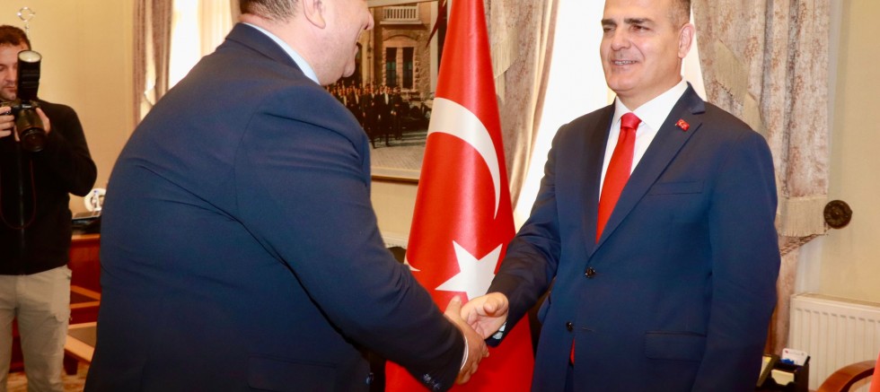 Vali Akbıyık, Cumhuriyet Bayramı Tebriklerini Kabul Etti