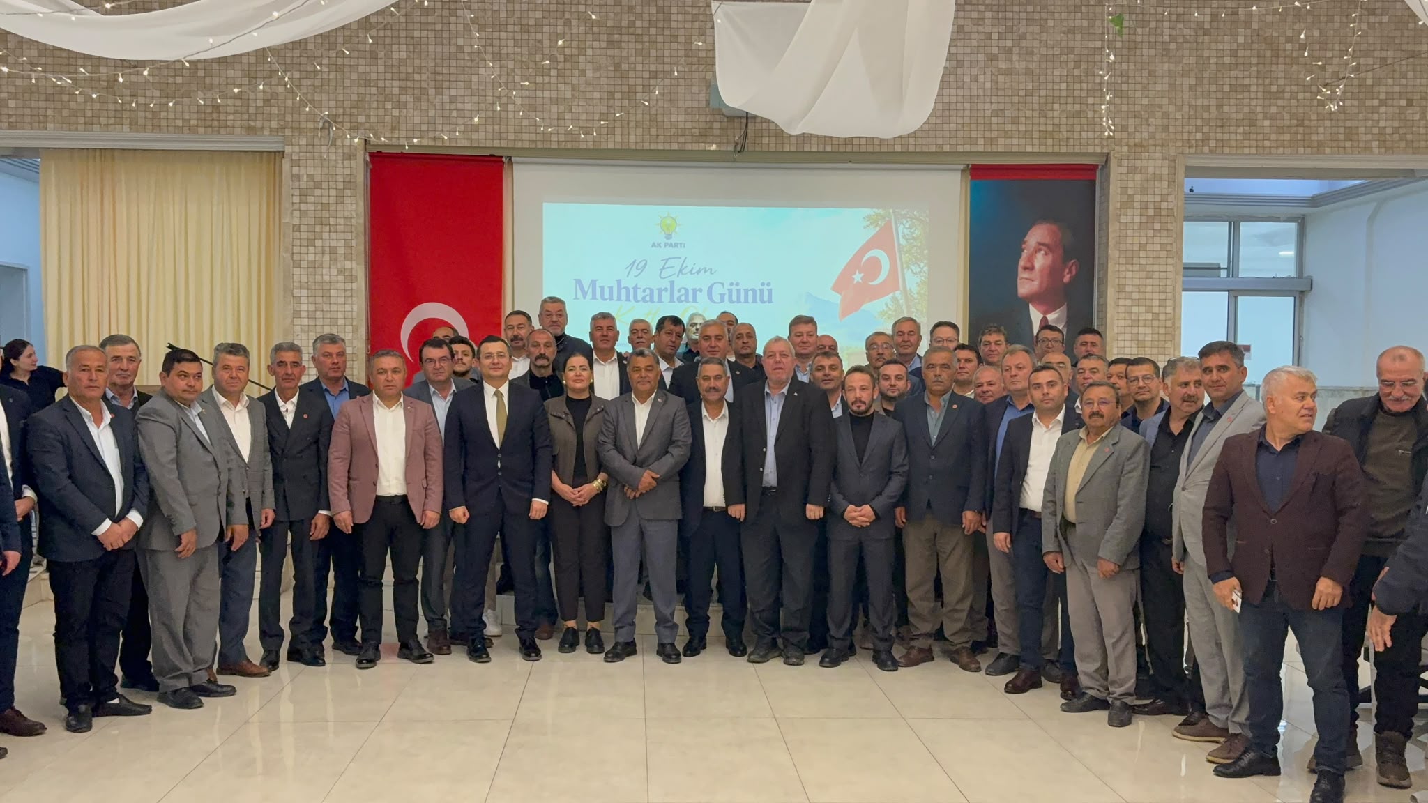 AK Parti İlçe Başkanı Mustafa Algan, Muhtarlarla Kahvaltıda Buluştu