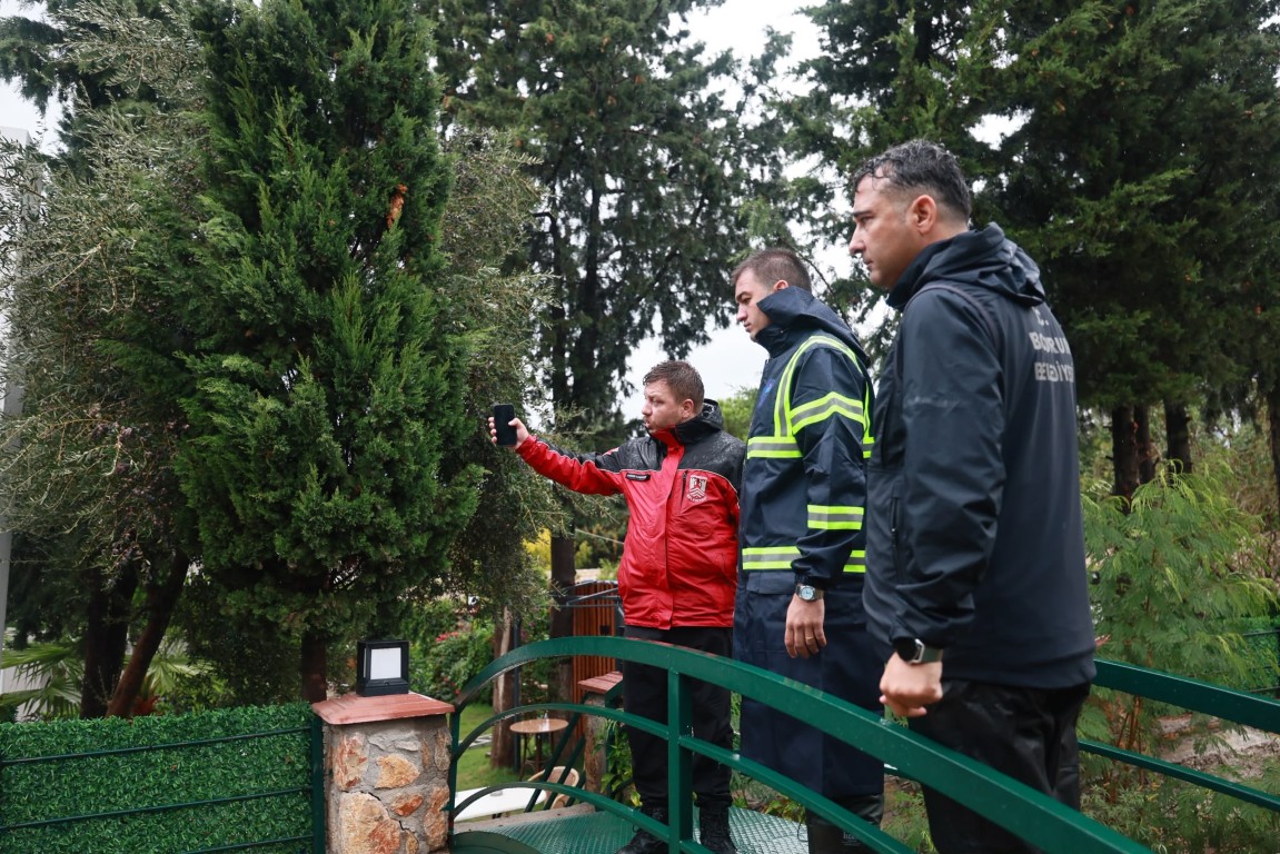 Başkan Tamer Mandalinci Gün Boyu Sahadaydı